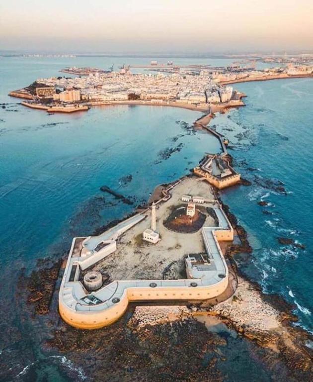 Caleta Dreams. Apartamento A Estrenar. A 60 Metros Playa Cádiz Eksteriør bilde